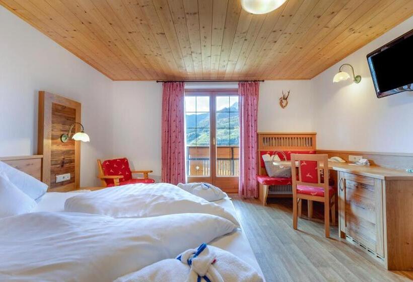 Comfort room with balcony, Kronhof