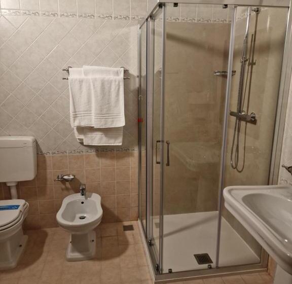 スタンダードルーム, La Tavernetta Al Castello