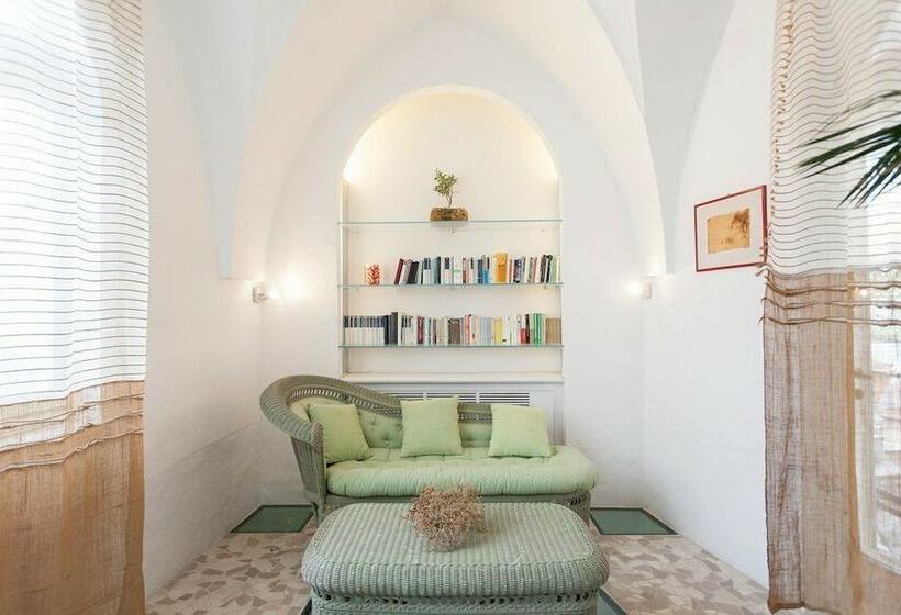 סוויטה, Palazzo Zacheo