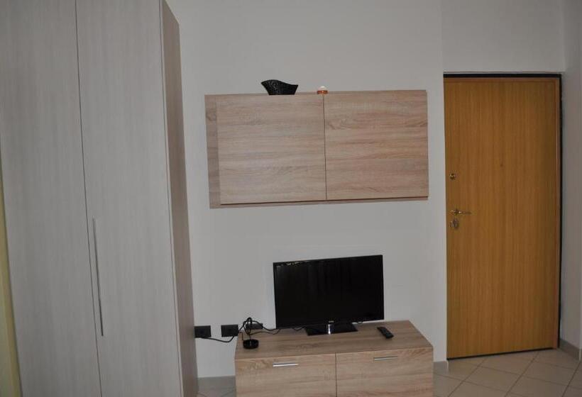 带2个卧室的公寓, Residence Le Groane