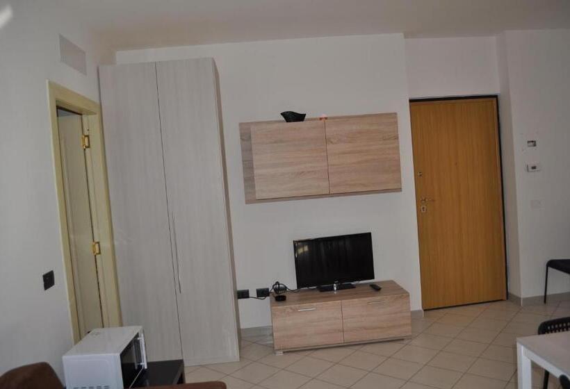 带2个卧室的公寓, Residence Le Groane