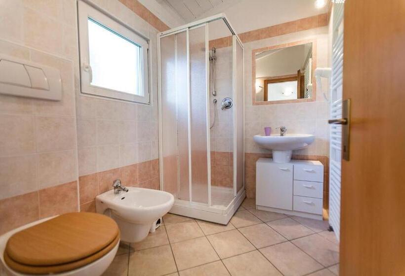 1 Bedroom Apartment Lake View, Residence Parco Lago Di Garda