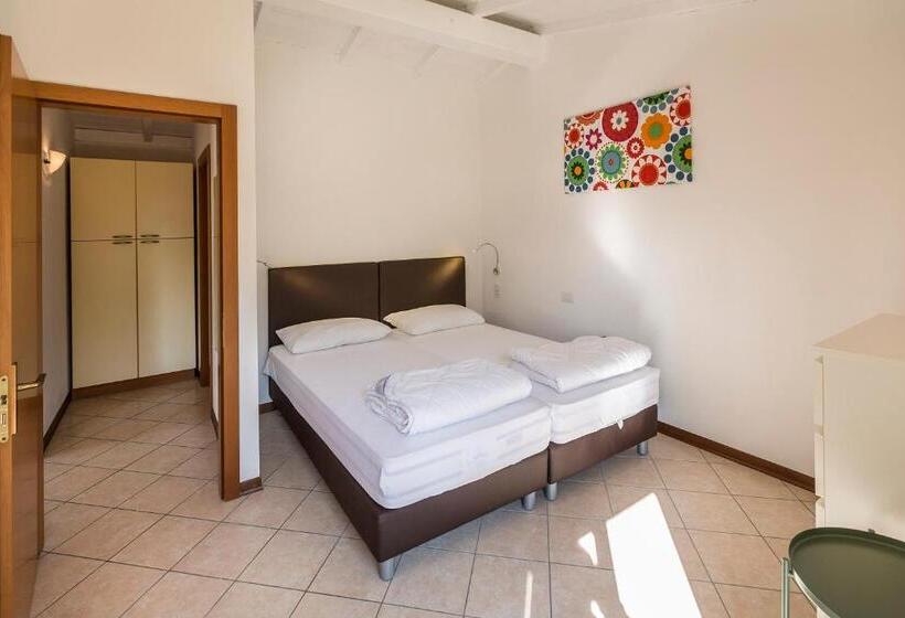 1 Bedroom Apartment Lake View, Residence Parco Lago Di Garda
