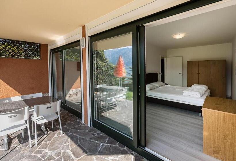 1 Bedroom Apartment Lake View, Residence Parco Lago Di Garda
