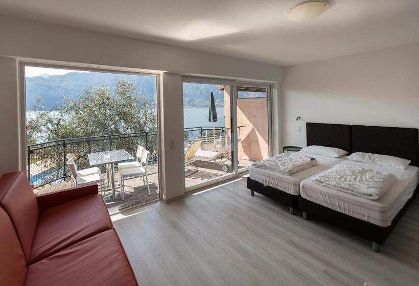 Standard studio with lake view, Residence Parco Lago Di Garda