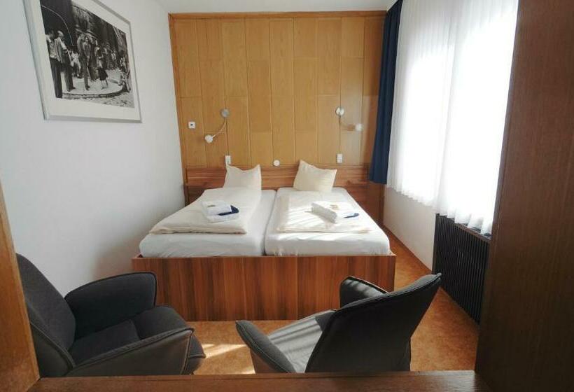 غرفة عائلية, & Restaurant Druidenstein