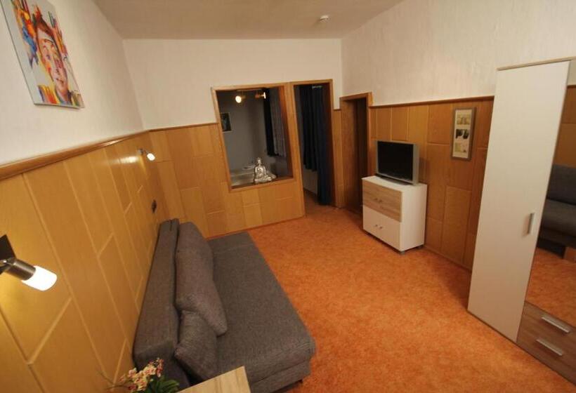 غرفة عائلية, & Restaurant Druidenstein