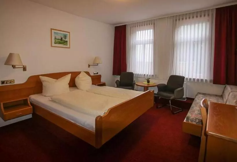 Standard Triple Room, & Restaurant Druidenstein