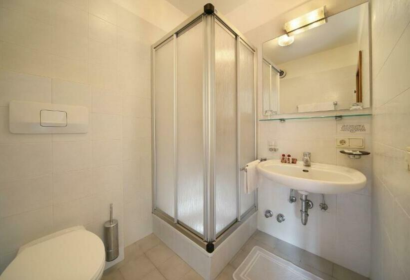 Номер Стандарт Индивидуальный, Sigmundskron