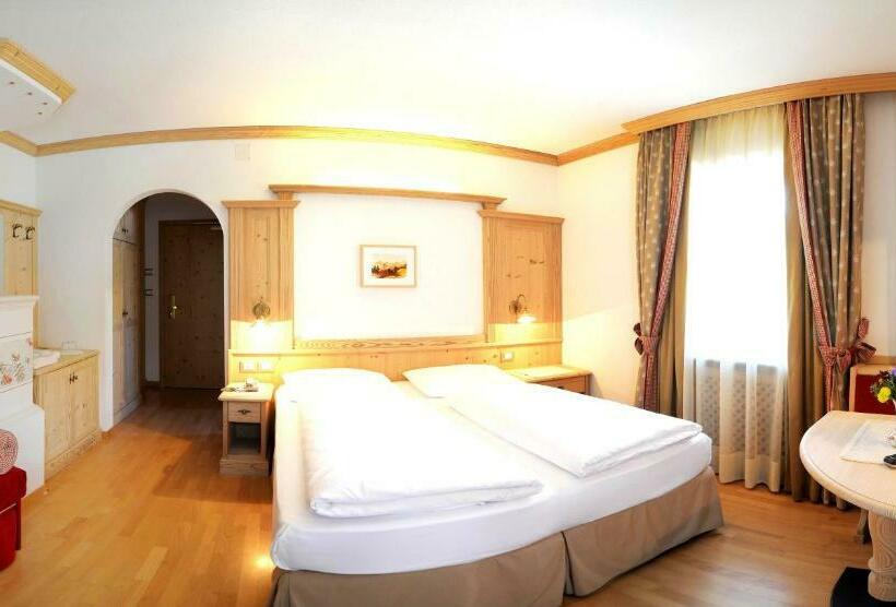 컴포트 룸, Teresa