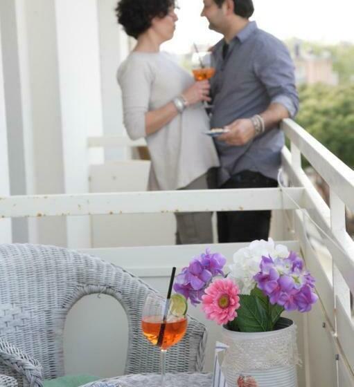 חדר סטנדרט, Tosi