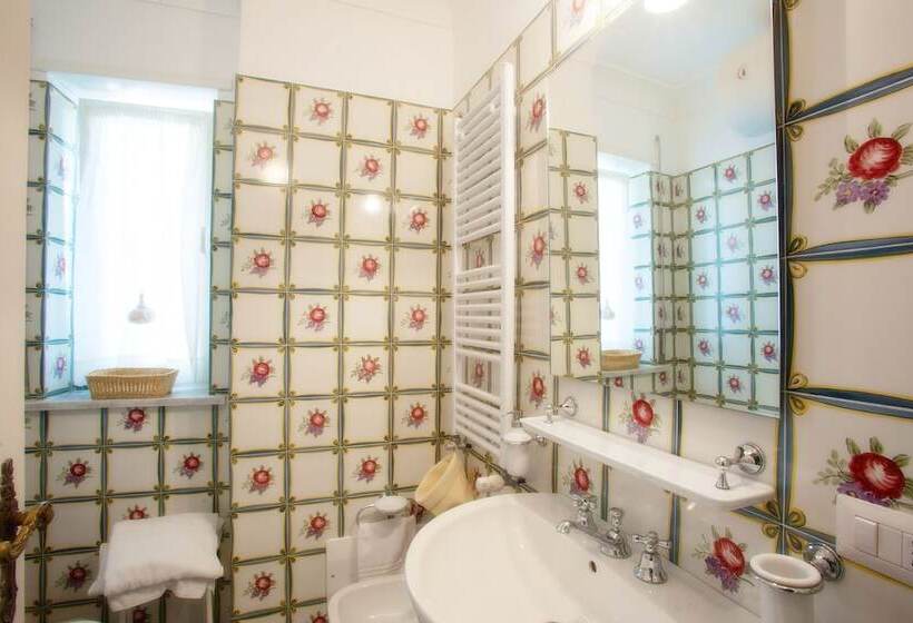 Номер Комфорт, Villa Silia