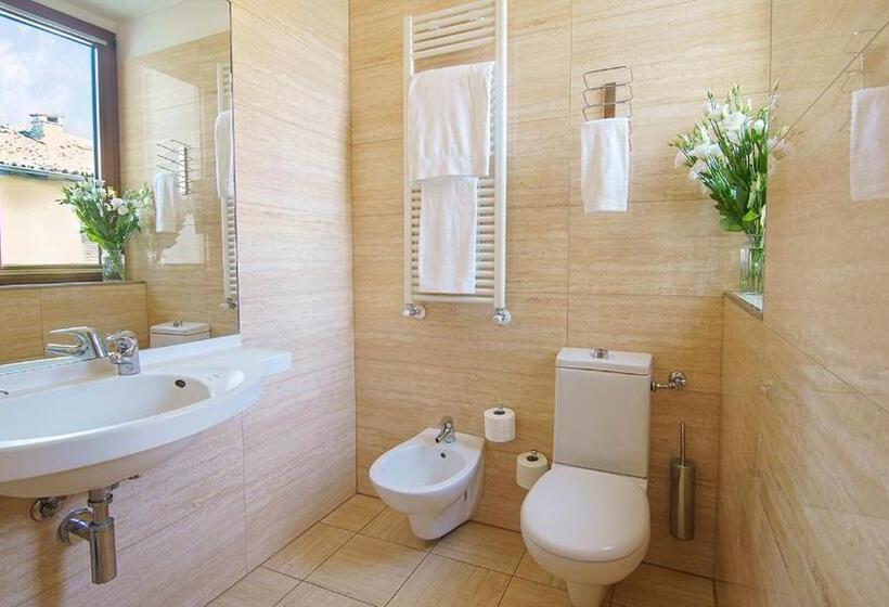 غرفة كلاسيكية ثلاثية, Bes Hotel Villa Zoia