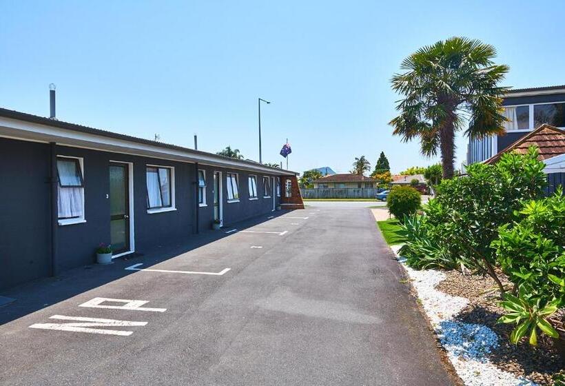 Апартаменты 1 Спальня, Cobblestone Court Motel   Wenzel Motels