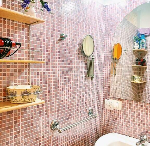 اتاق کلاسیک سه تخته, Al Vecchio Pioppo