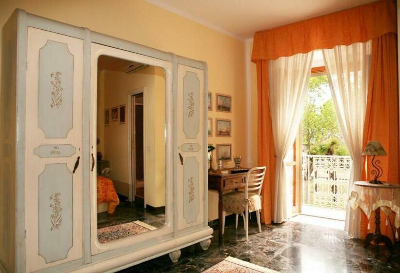 اتاق کلاسیک سه تخته, Al Vecchio Pioppo