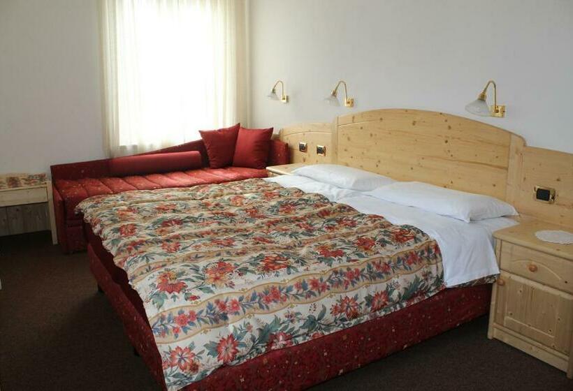 اتاق استاندارد سه نفره, Albergo Trentino