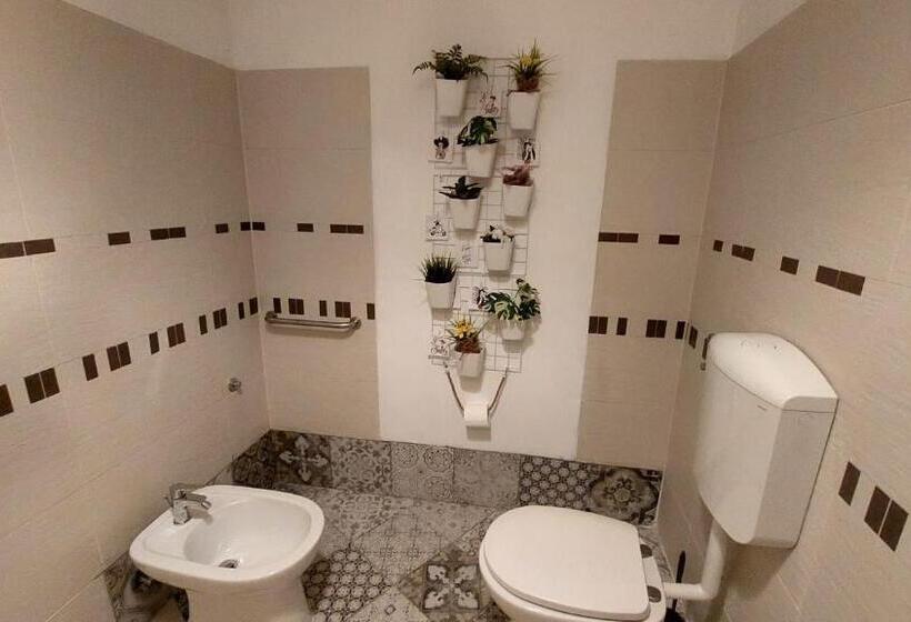 סוויטה, B&b Good Day Roma Tor Vergata