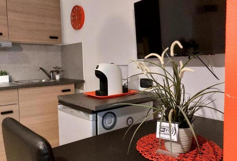 סוויטה, B&b Good Day Roma Tor Vergata