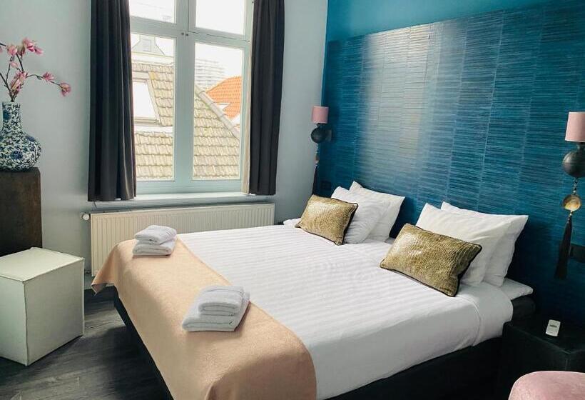 اتاق لوکس, De Prince