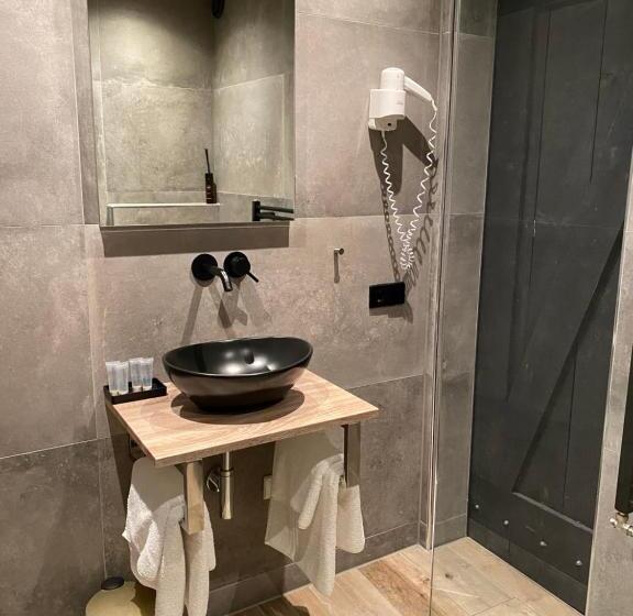 استودیوی لوکس, De Prince