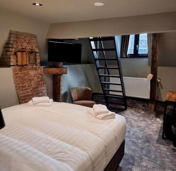 اتاق لوکس, De Prince