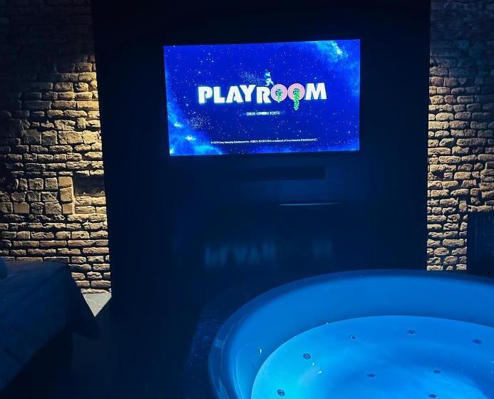 سوئیت رویال, De Prince