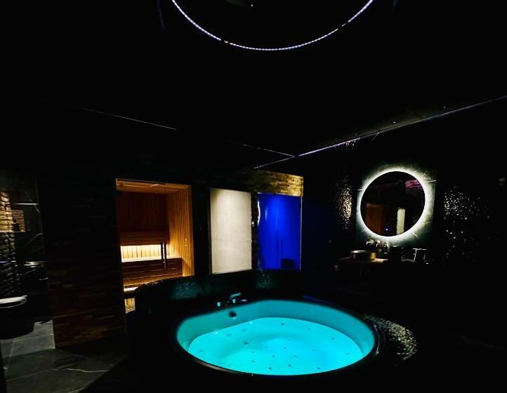 سوئیت رویال, De Prince