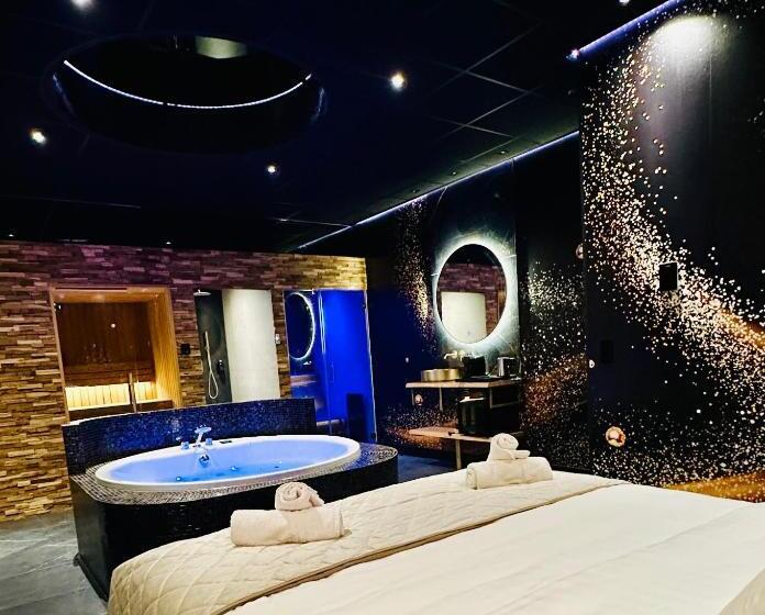 سوئیت رویال, De Prince