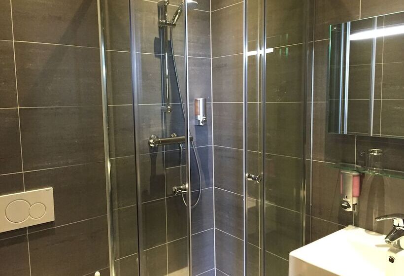 اتاق لوکس, De Prince