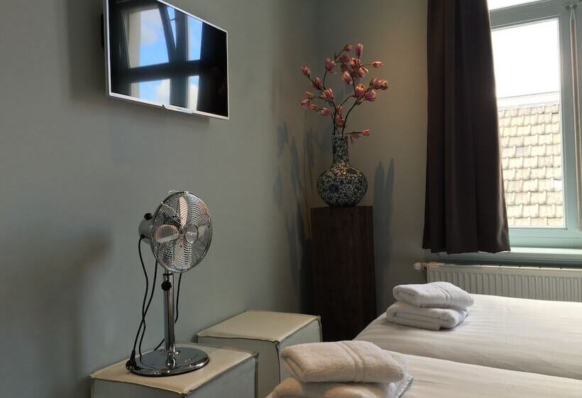 اتاق لوکس, De Prince