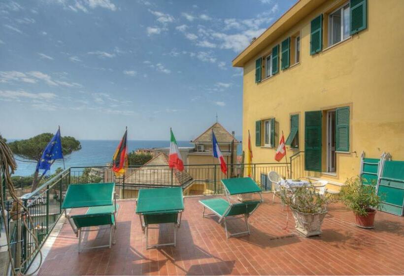 Номер Стандарт Индивидуальный, Deutsche Familien