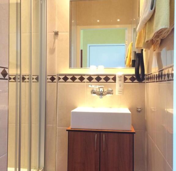 발코니가 있는 베이직 룸, En Privé Wellness De Nieuwe Doelen