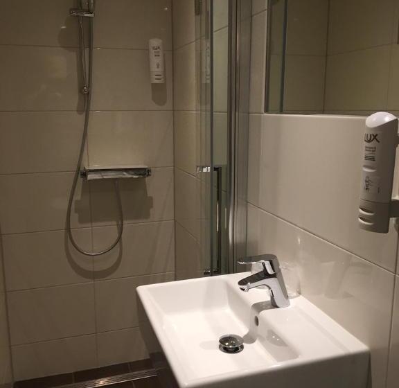 Quarto Individual Basic, En Privé Wellness De Nieuwe Doelen