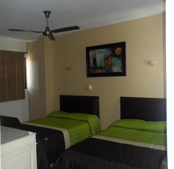 חדר סטנדרט לשלושה, Fernando