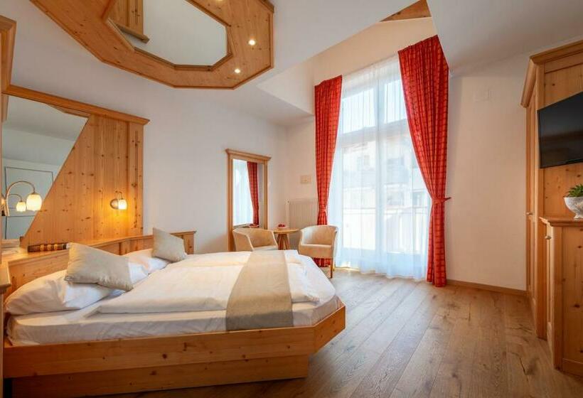 חדר קלאסי, Gartenheim Tramin