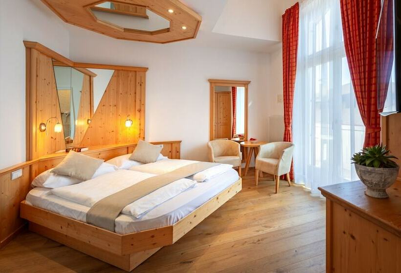 חדר קלאסי, Gartenheim Tramin