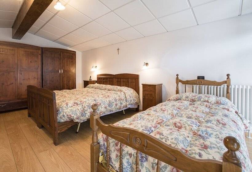 غرفة قياسية ثلاثية, Gh Hotel Fratazza