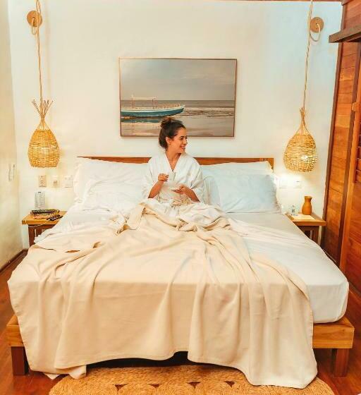 بنجلو ديلوكس, Hurricane Jeri