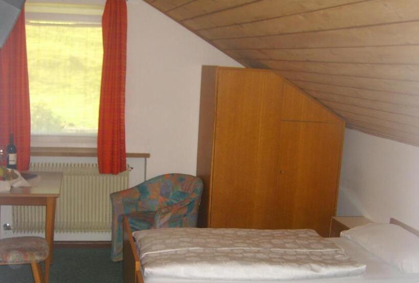 单人经济间, Rodes