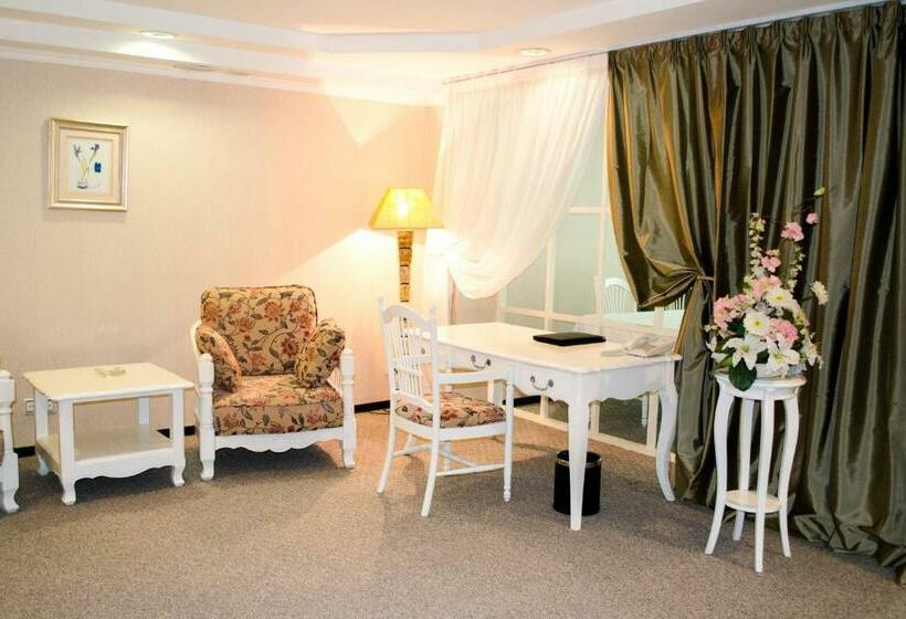 سوییت, Shiny River