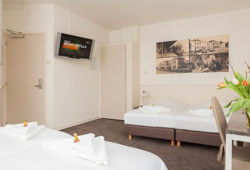 اتاق استاندارد چهار تخته, Stad En Land