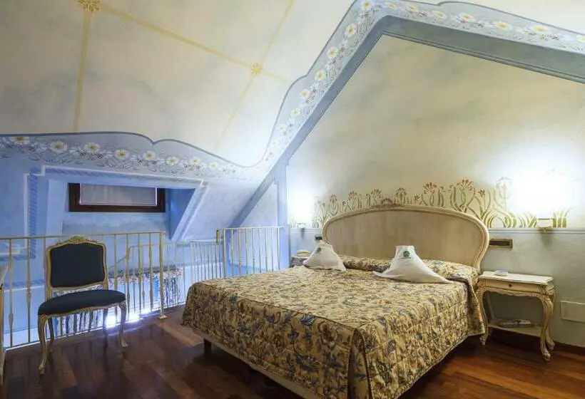 سوییت جونیور, Suite Hotel Nettuno