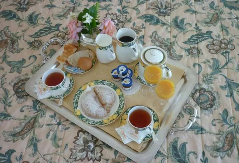 اتاق استاندارد, Suite Hotel Nettuno