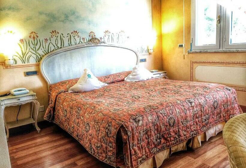 Полулюкс, Suite Hotel Nettuno