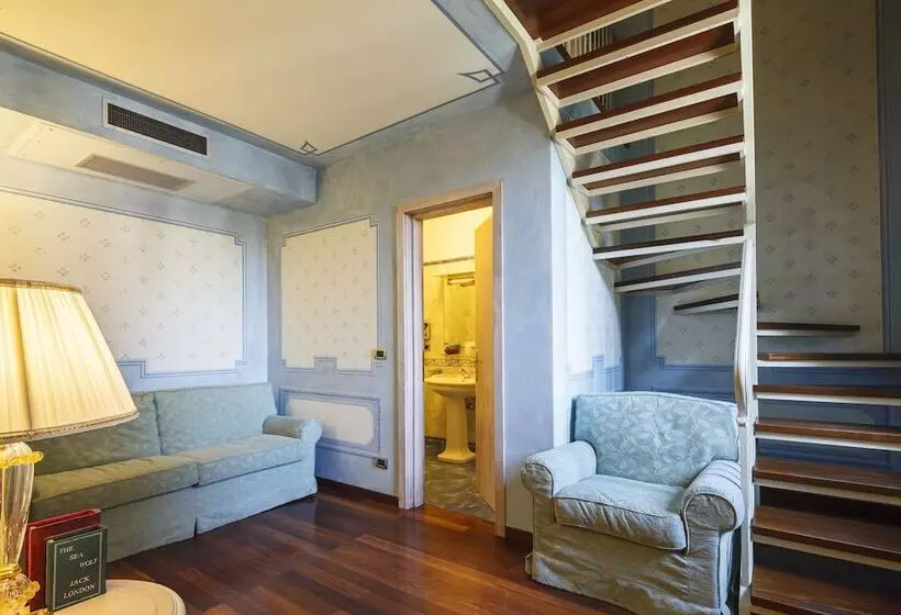 سوییت جونیور, Suite Hotel Nettuno