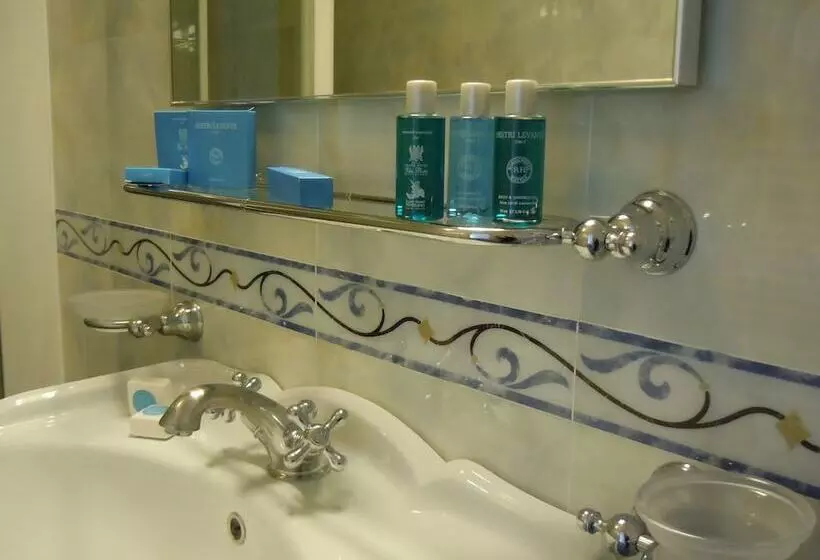 سوییت, Suite Hotel Nettuno