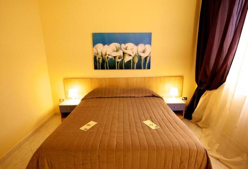 غرفة أساسية, Valentino