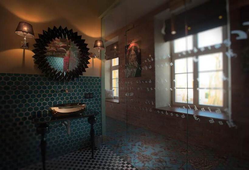 اتاق لوکس, Relais & Châteaux Hotel Quadrille   Adults Only