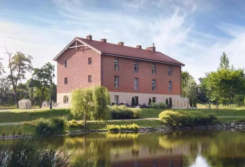 Bisneshuone, Relais & Châteaux Hotel Quadrille Adults Only